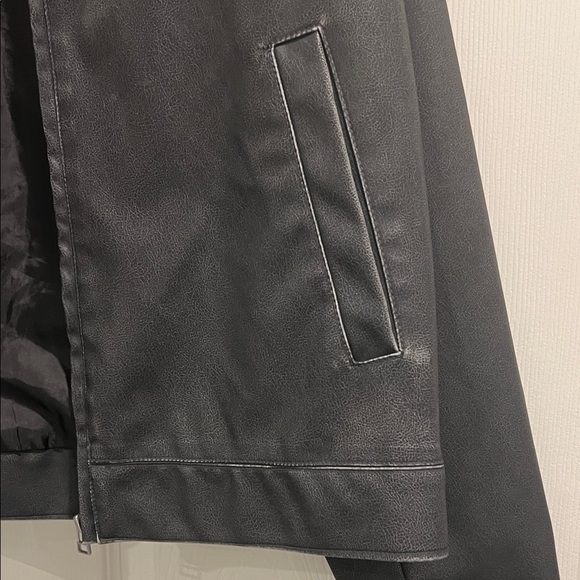 Gray Jacket - Picture 5 of 17